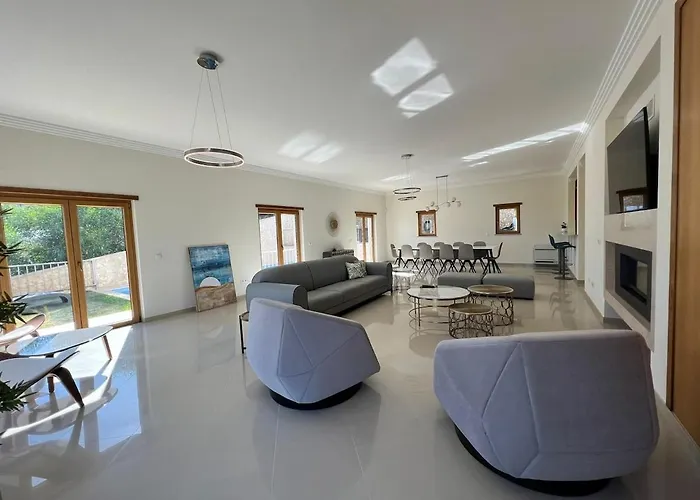 Light House Luxury 别墅 *